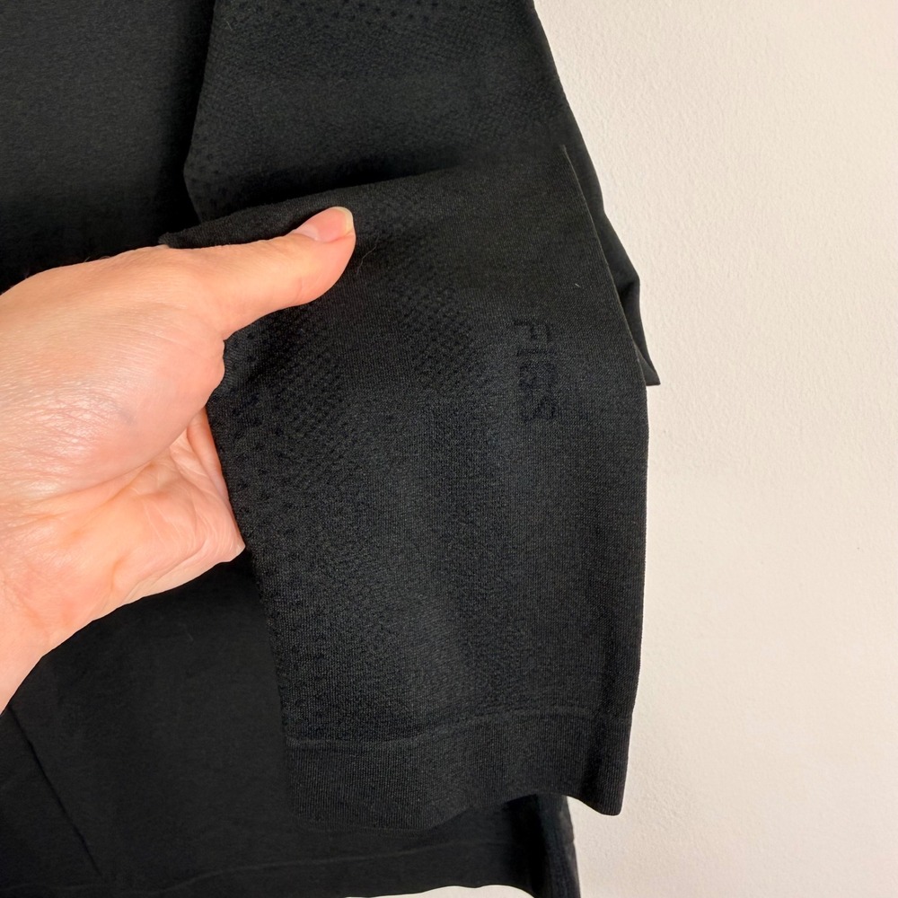 FIGS Seamless Threads for Threads Long Sleeve Und… - image 4